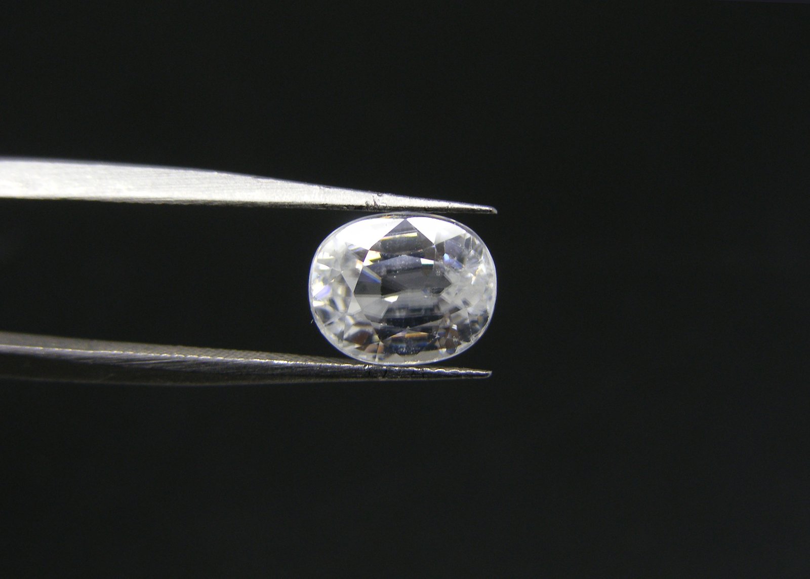 Natural White Zircon