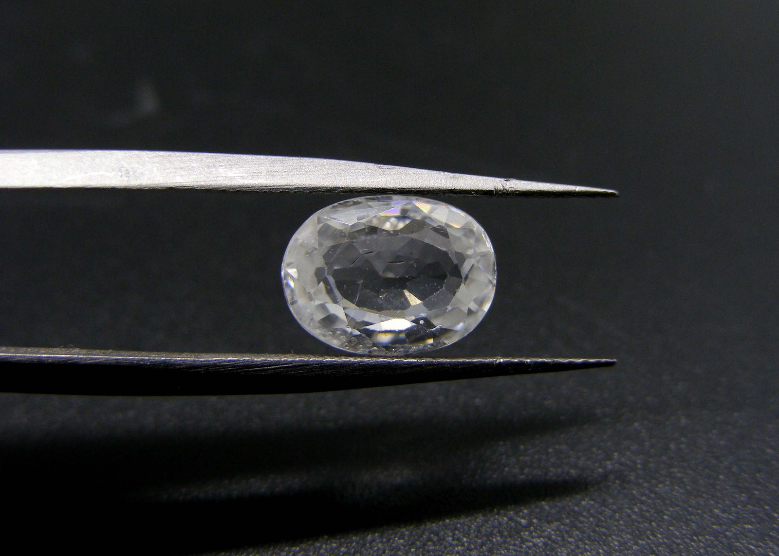 Natural White Zircon