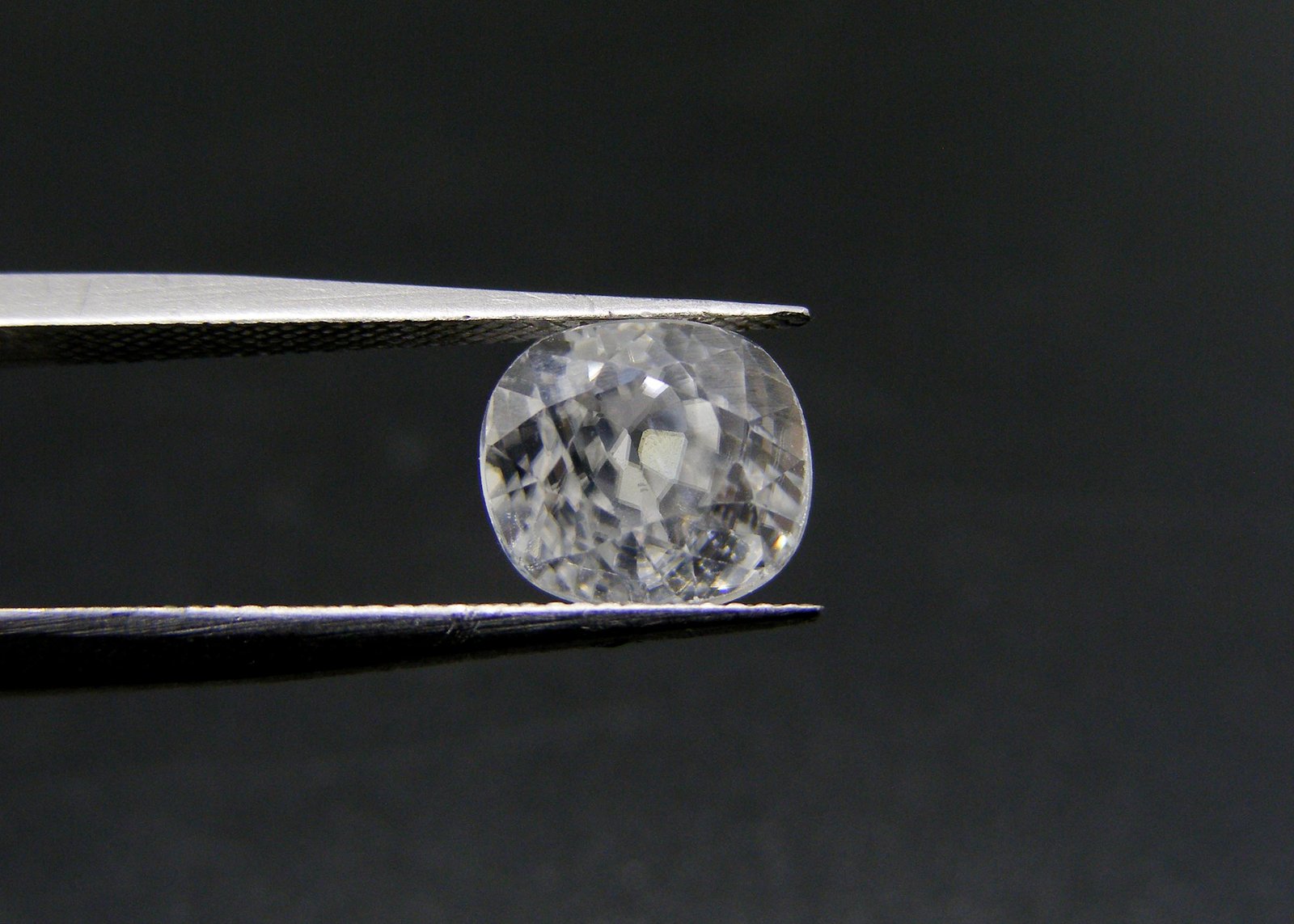 Natural White Zircon