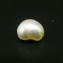 Keshi pearls are a magnificent product of the pearl Natural process. This is not picky and considered “cultured pearls” by industry standards though because they are unintentional products,